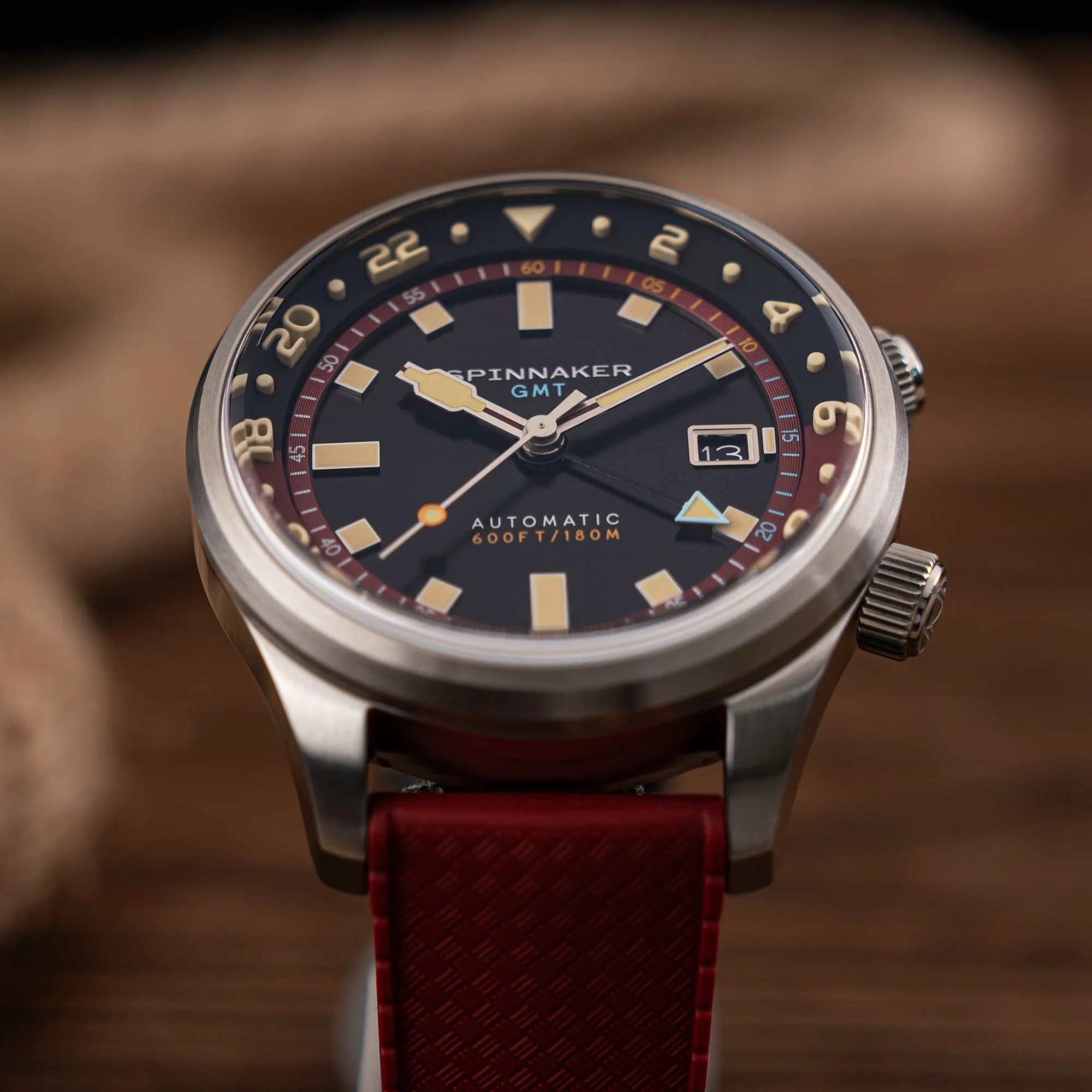 Sombre Red - Image 11