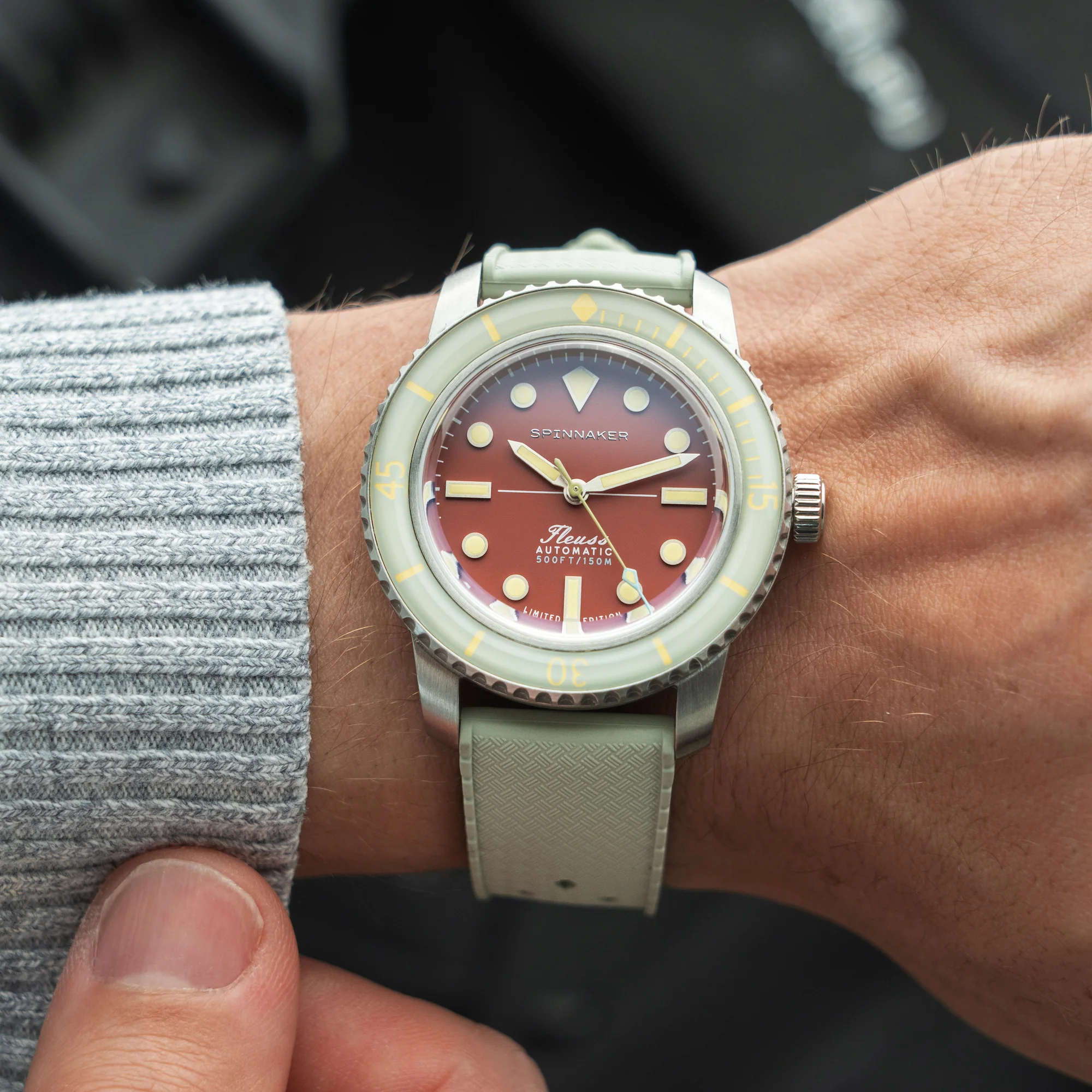 Coral Red - Image 2