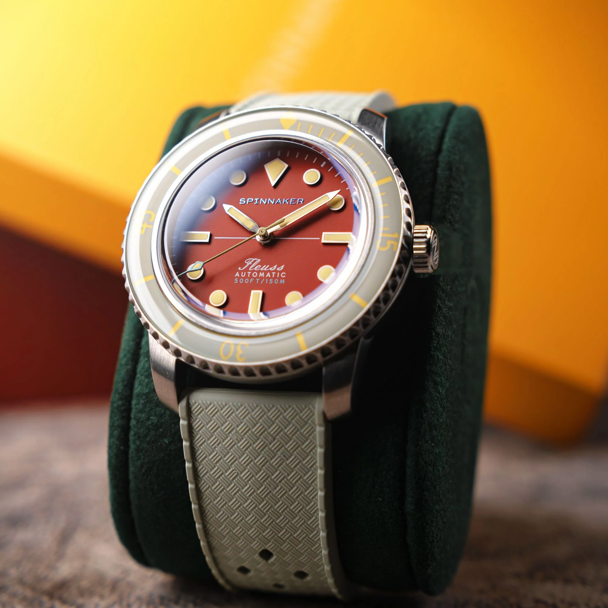 Coral Red - Image 5