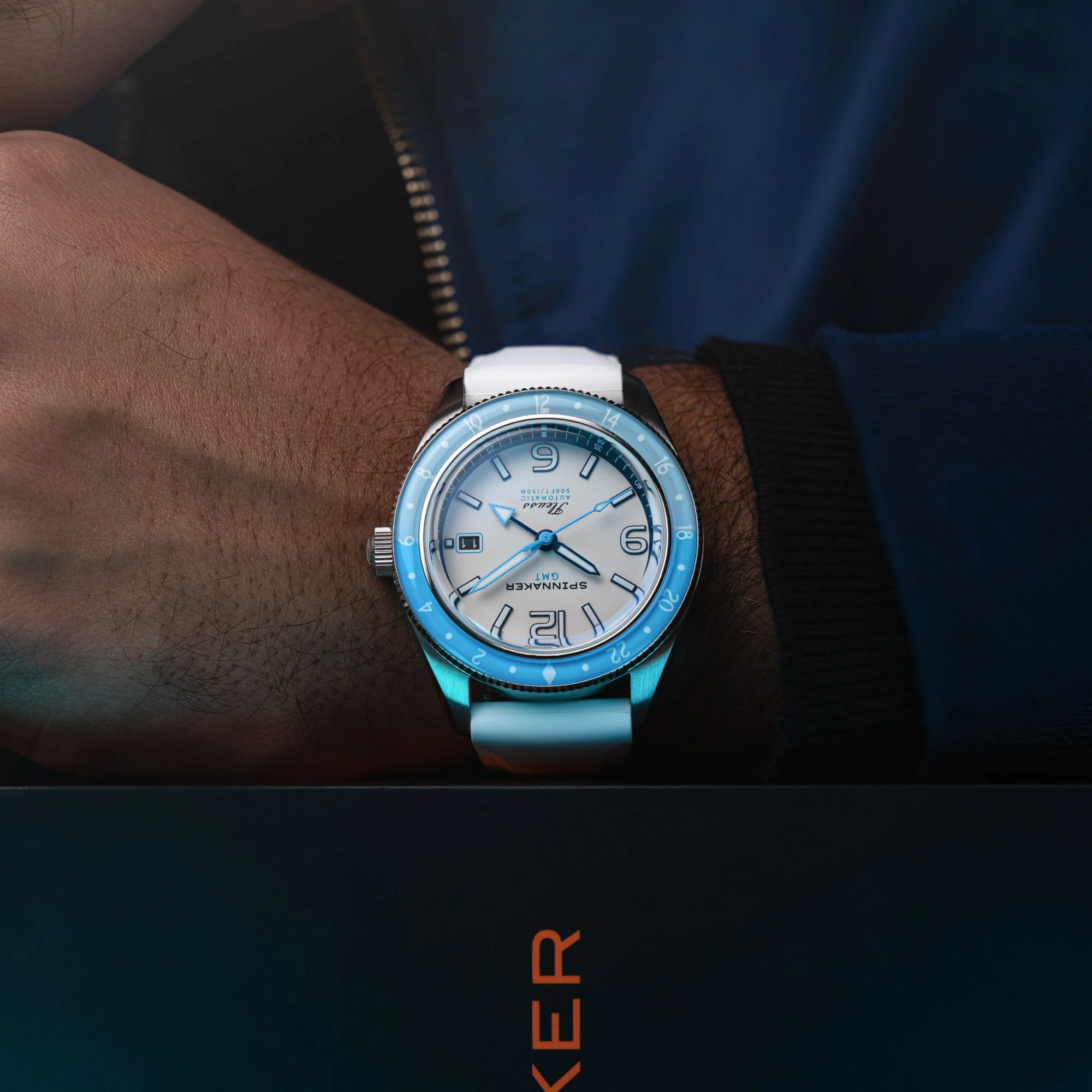 Moon White - Image 4