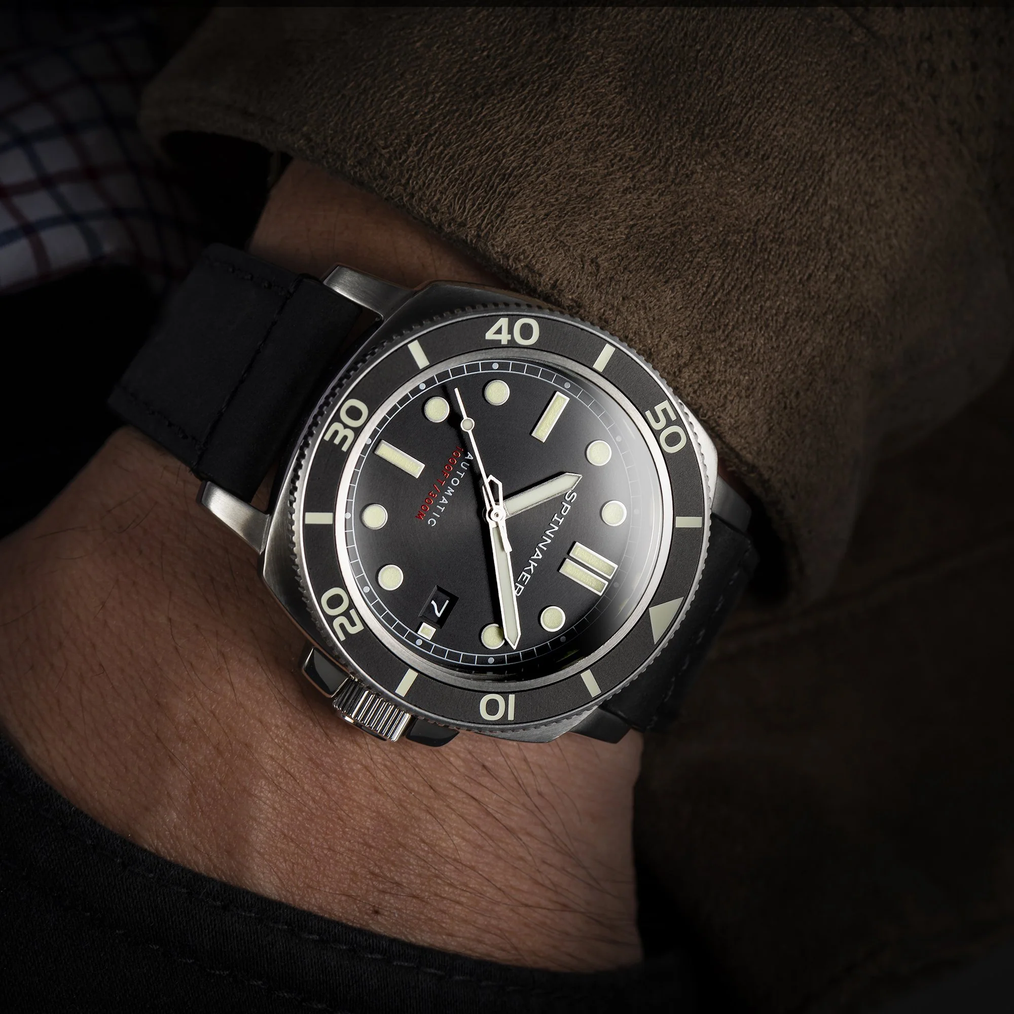 Tuxedo Black - Image 5